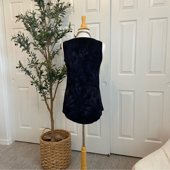 Marbled Charcoal Black Tank, Great Layering Piece - Picture 5 of 9